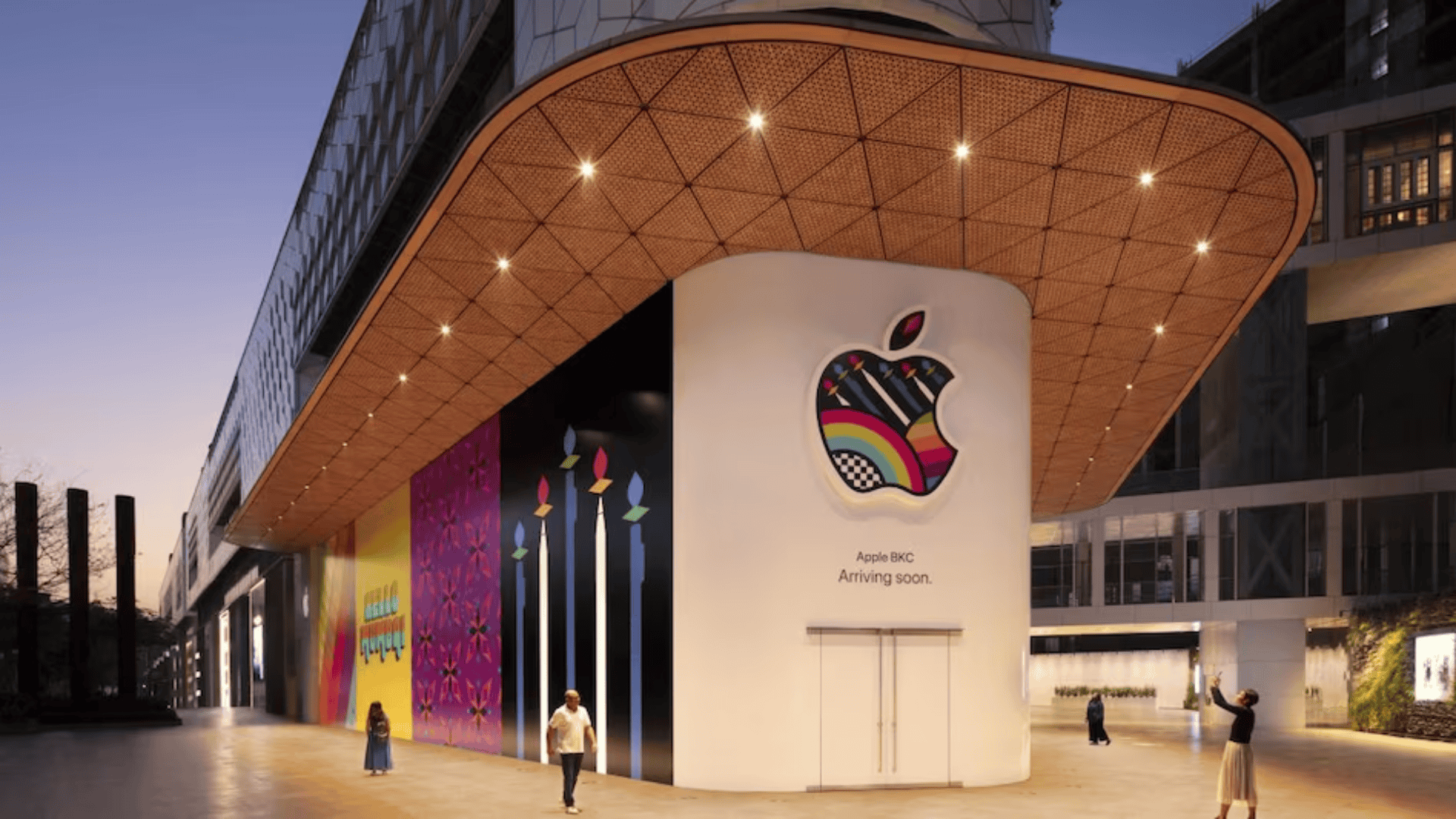 Apple Seeks Law Change in India to Protect iPhone Production Plans