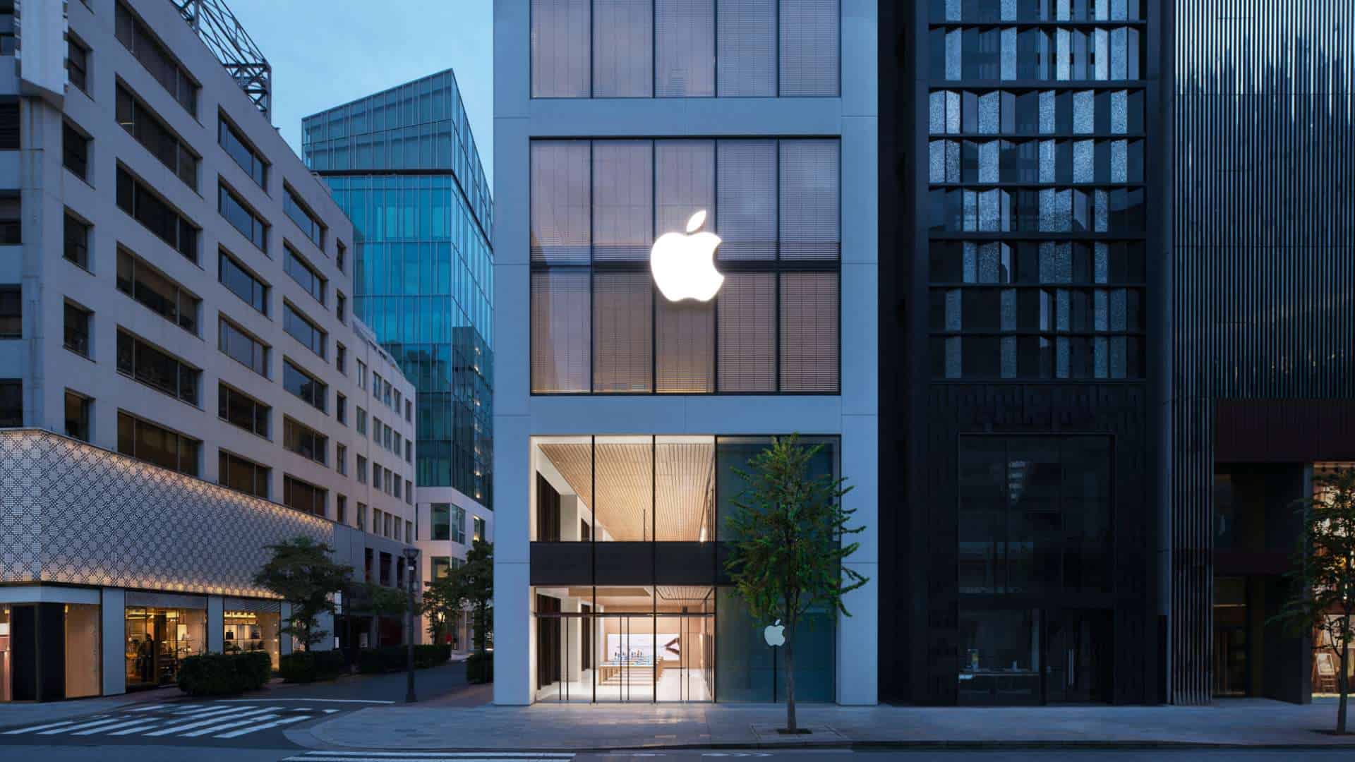 Tokyo’s Apple Ginza Reopens After Redesign of its 2003 Landmark Store