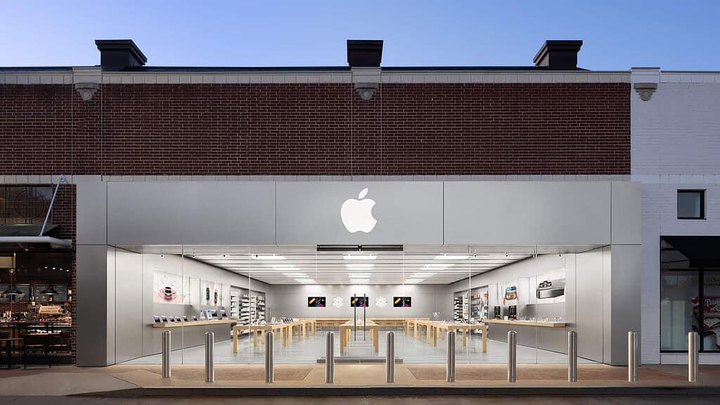 fort worth store apple University Park Village