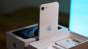 Apple Starts Selling Refurbished iPhone 16e at $419 in the US