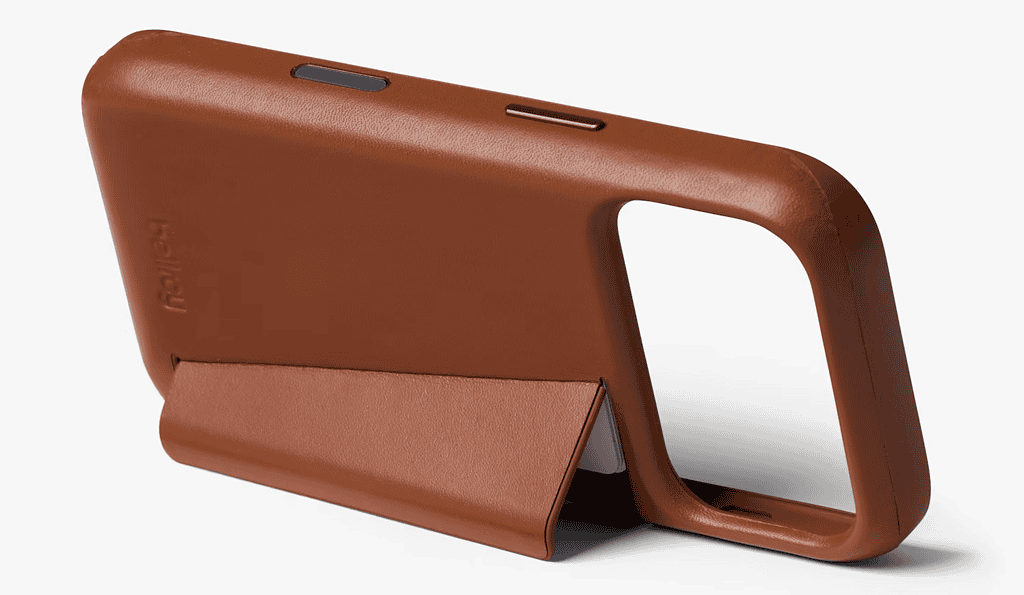 Bellroy leather case iPhone 17 Pro Max