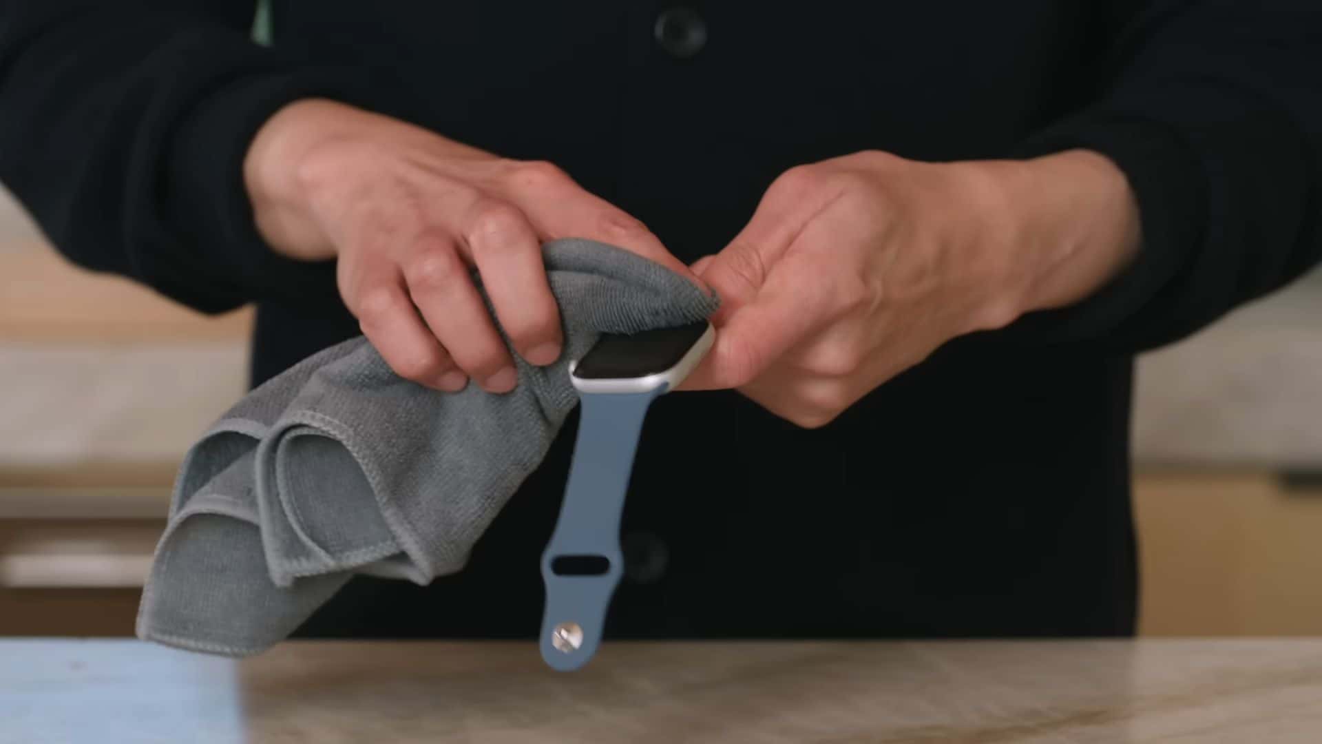 Apple Just Shared the Right Way to Clean Your Apple Watch
