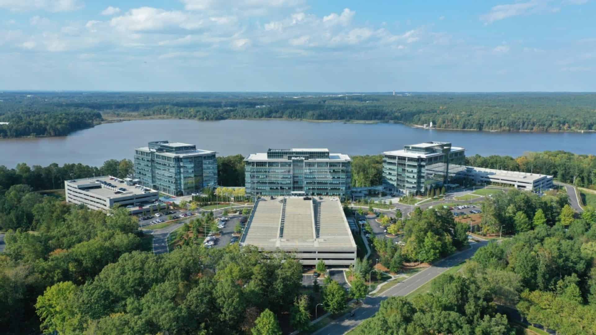 Apple gets 4 more years for North Carolina campus expansion