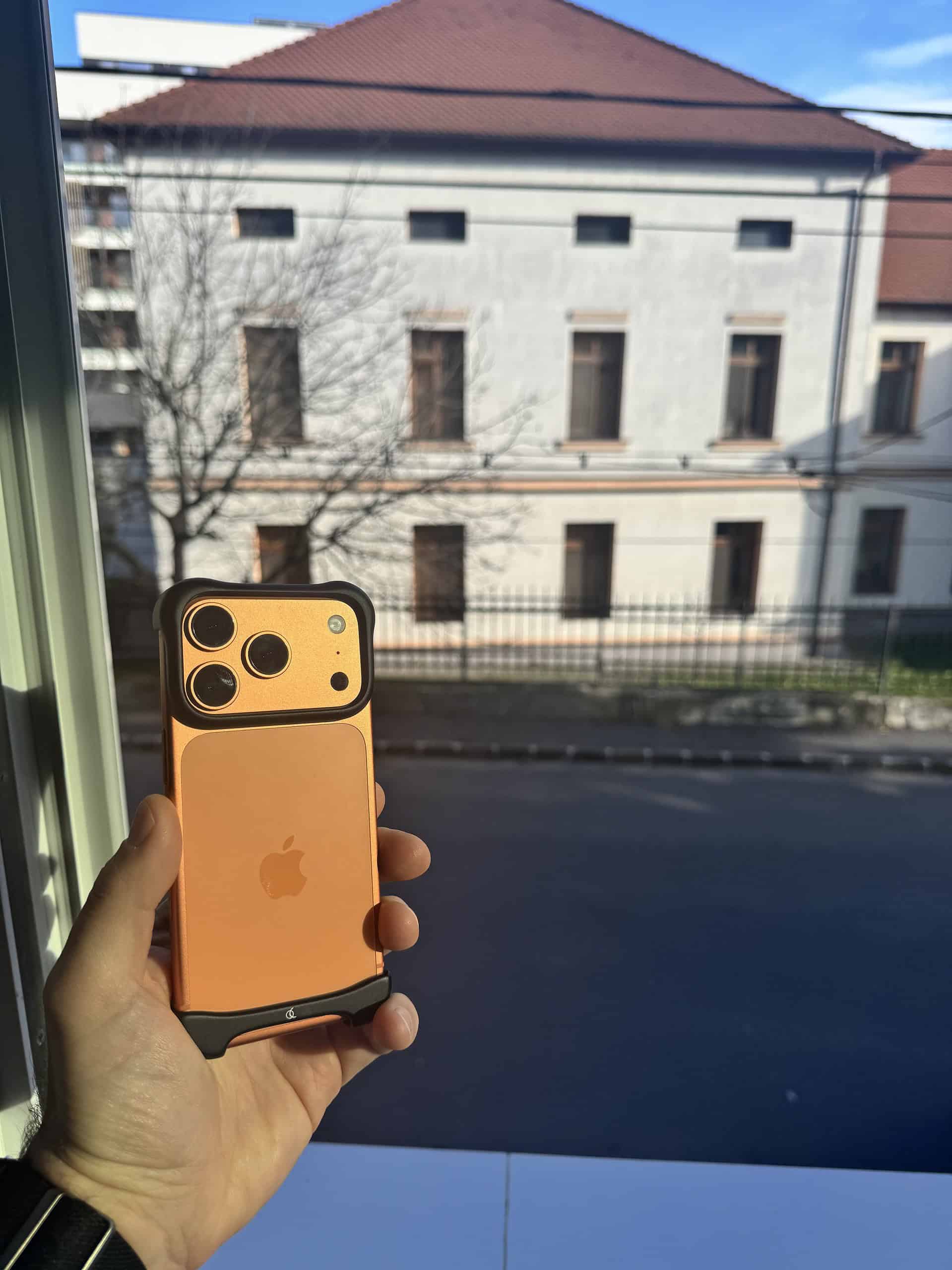 ArcPulse for iPhone 17 Review – The Case That Lets the iPhone Feel Naked