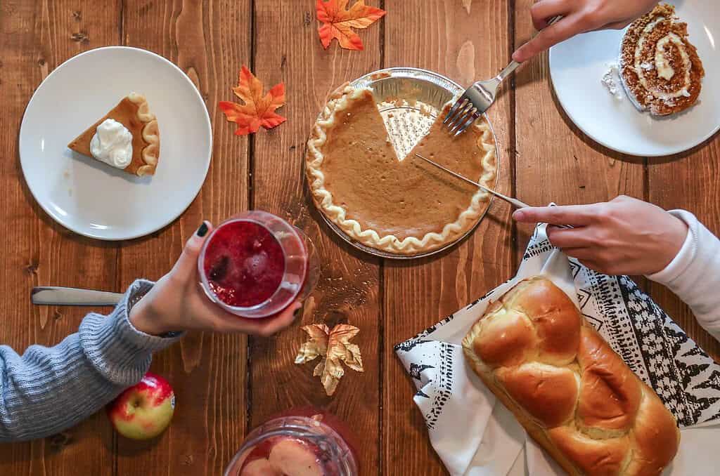 The Tradition of Pumpkin Pie and Fall Flavors thanksgiving wallpaper