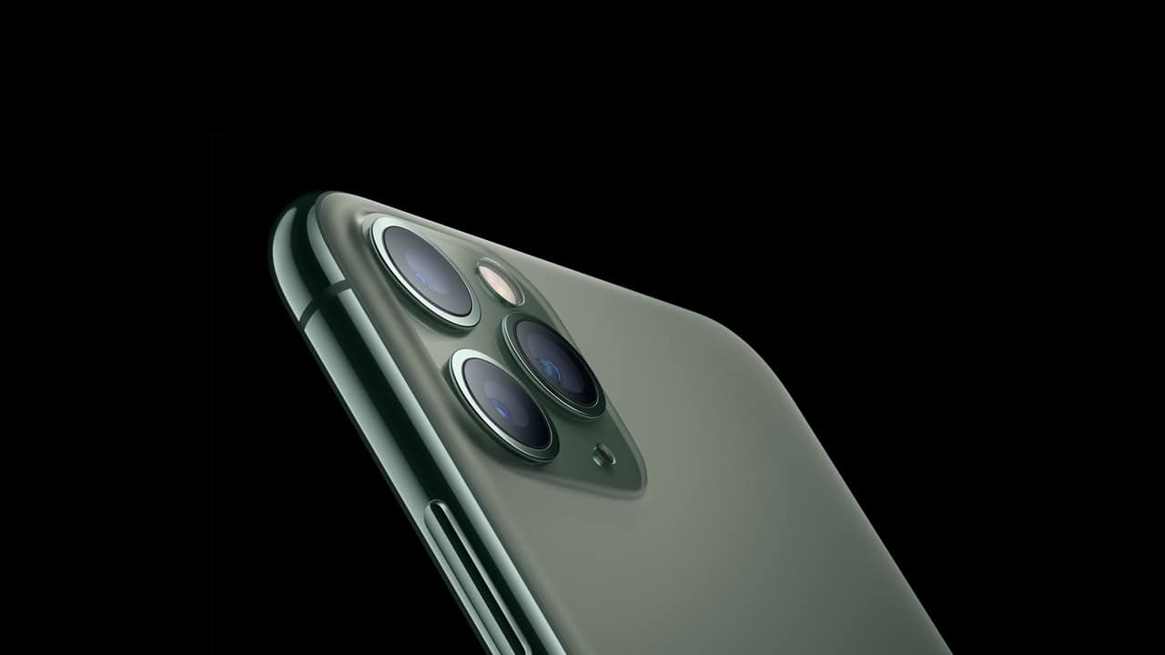 Can iPhone 11 Wireless Charge? Here’s What You Need to Know