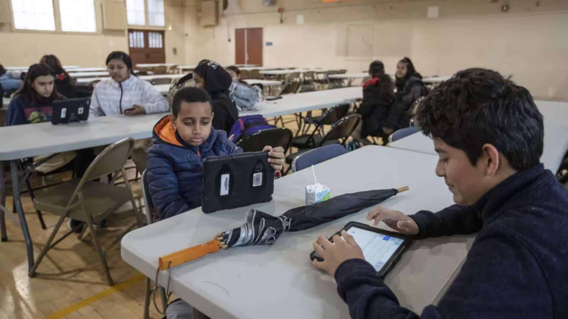 Parents Say School iPads Are Hurting Kids’ Focus and Grades
