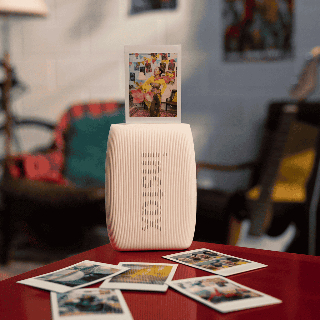 instax-mini-Link-3_Product-Lifestyle_01