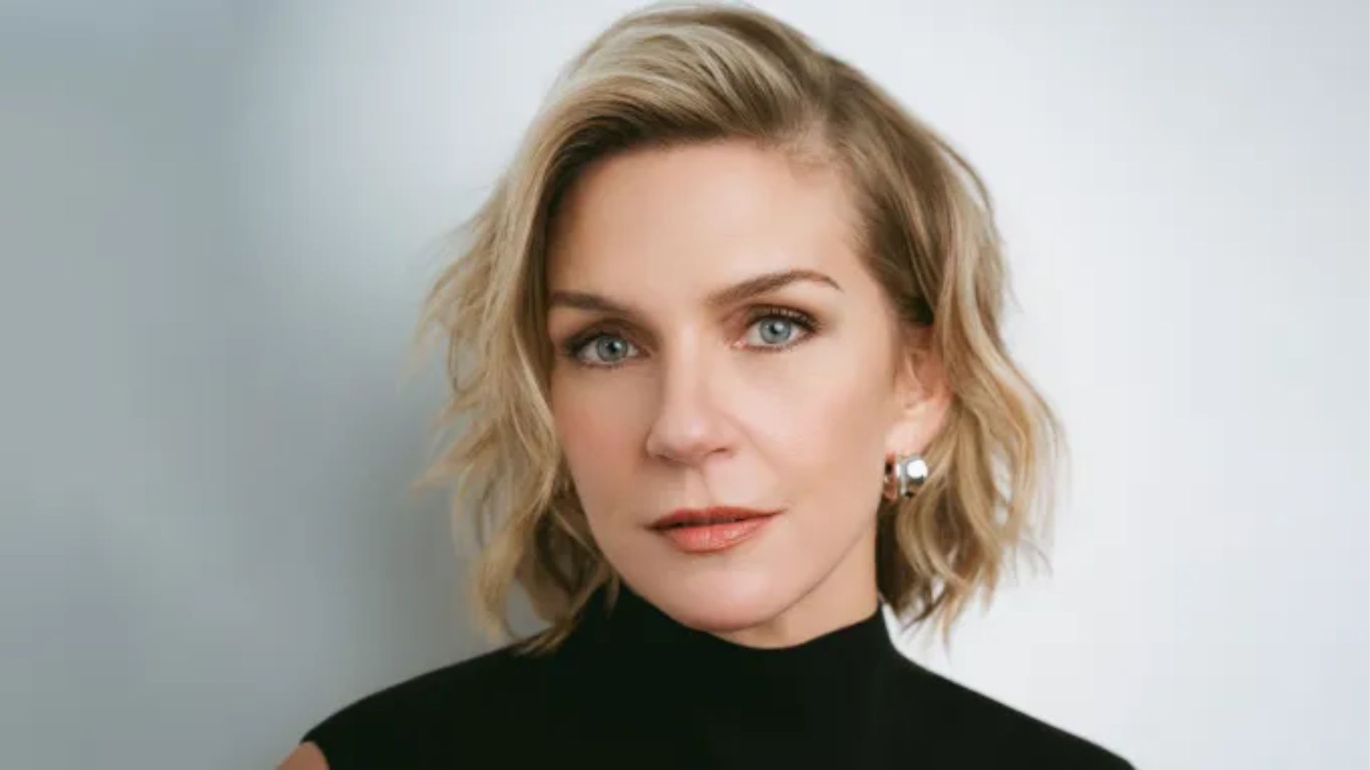 Pluribus Star Rhea Seehorn Joins Apple Original Film Running