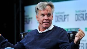 Ron Johnson Shares the Secrets of Building Apple Stores With Steve Jobs