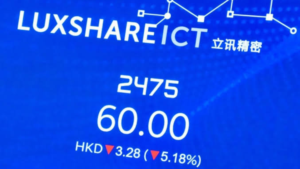 Apple Supplier Luxshare Shares Drop Nearly 10% After Record Hong Kong IPO