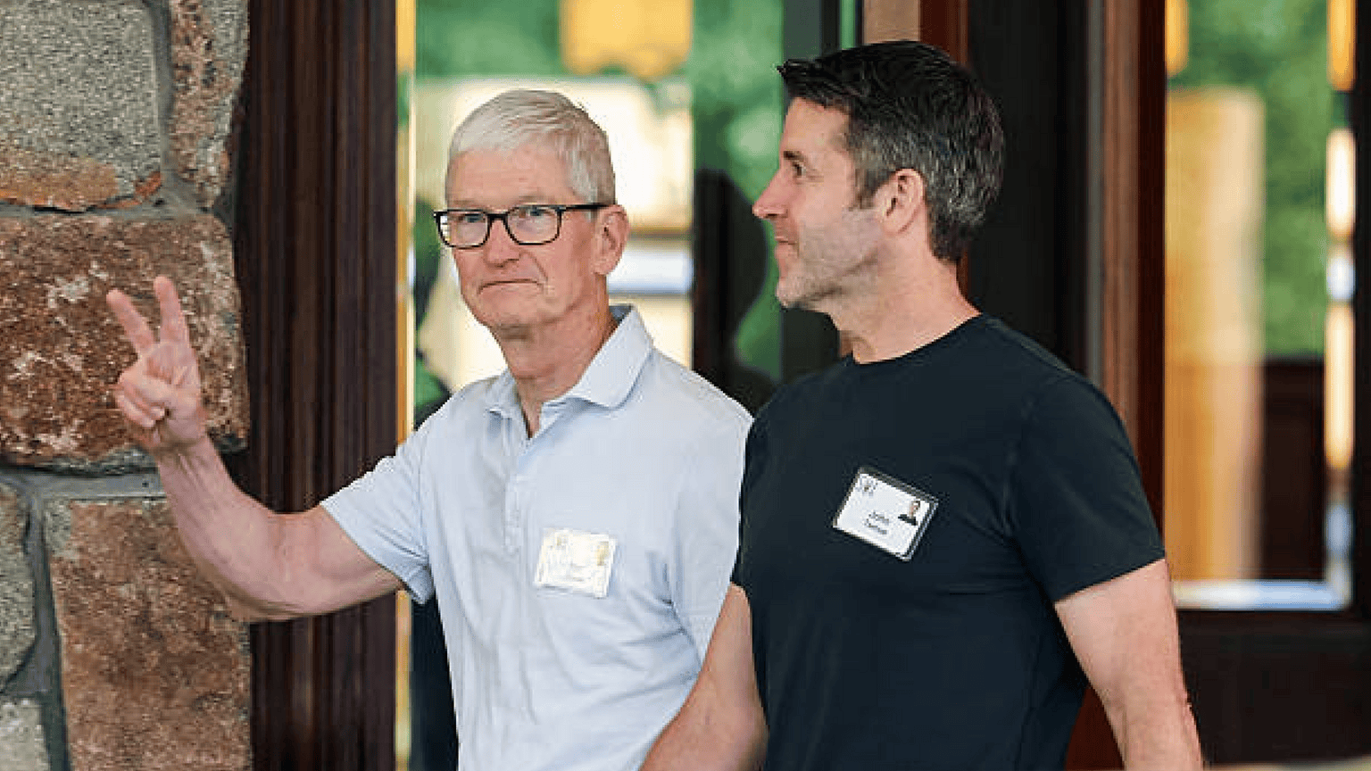 Tim Cook, Eddy Cue, and John Ternus Attend Sun Valley Conference 2026