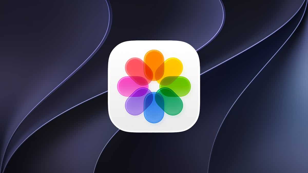 Apple Image Processing iOS 27.2 Beta 3 Appears to Tighten the Photos App Grid