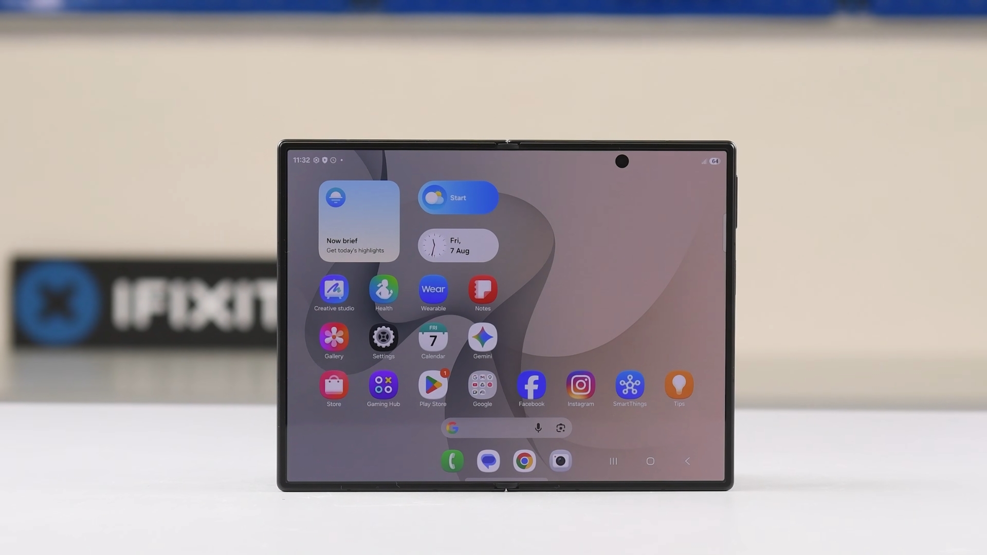 Galaxy Z Fold8 Teardown Shows What Apple Needs to Fix With Its Foldable iPhone