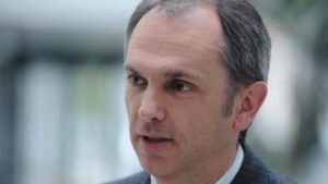 Former Apple CFO Luca Maestri Steps Back Further From Company