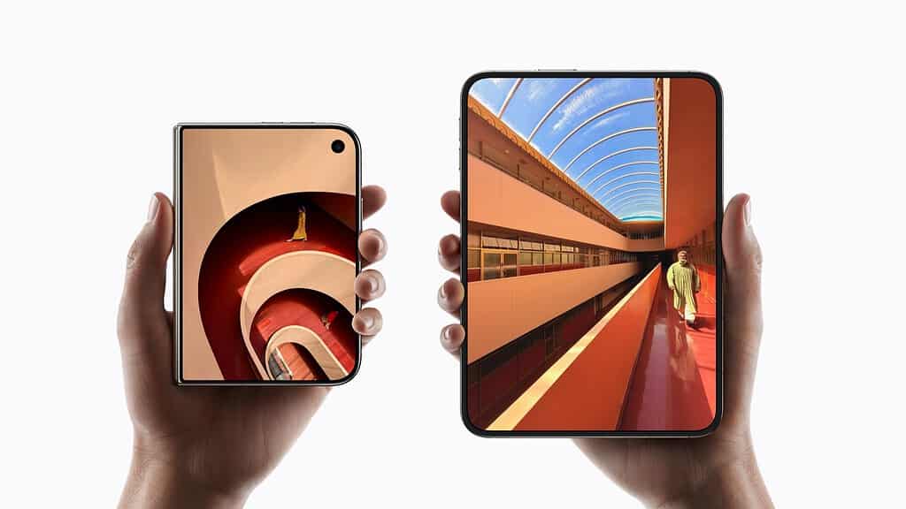Apple iPhone Duo display sizes