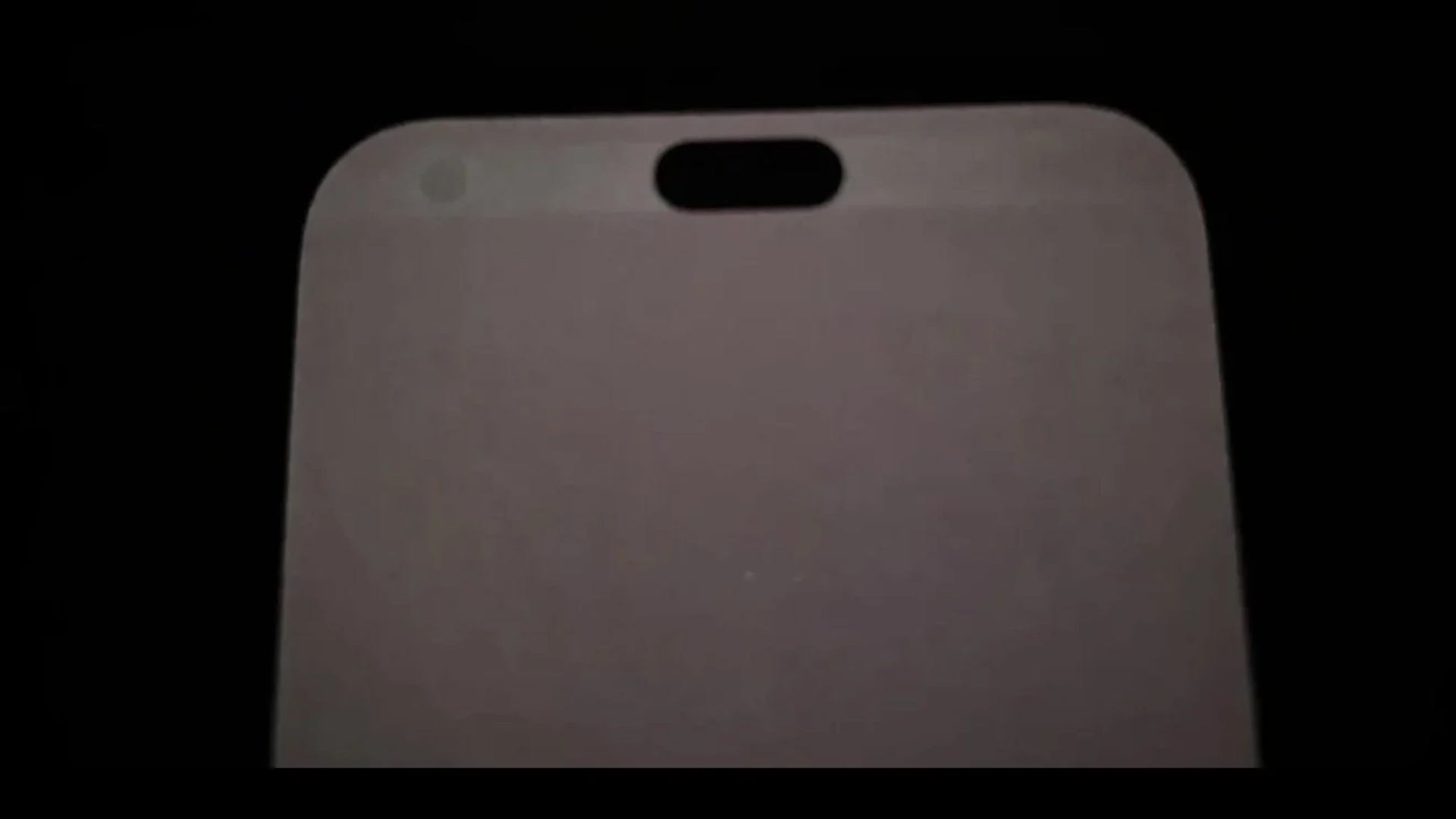 iPhone 18 Pro’s hidden Face ID sensor leaves a faint display patch in Low Brightness