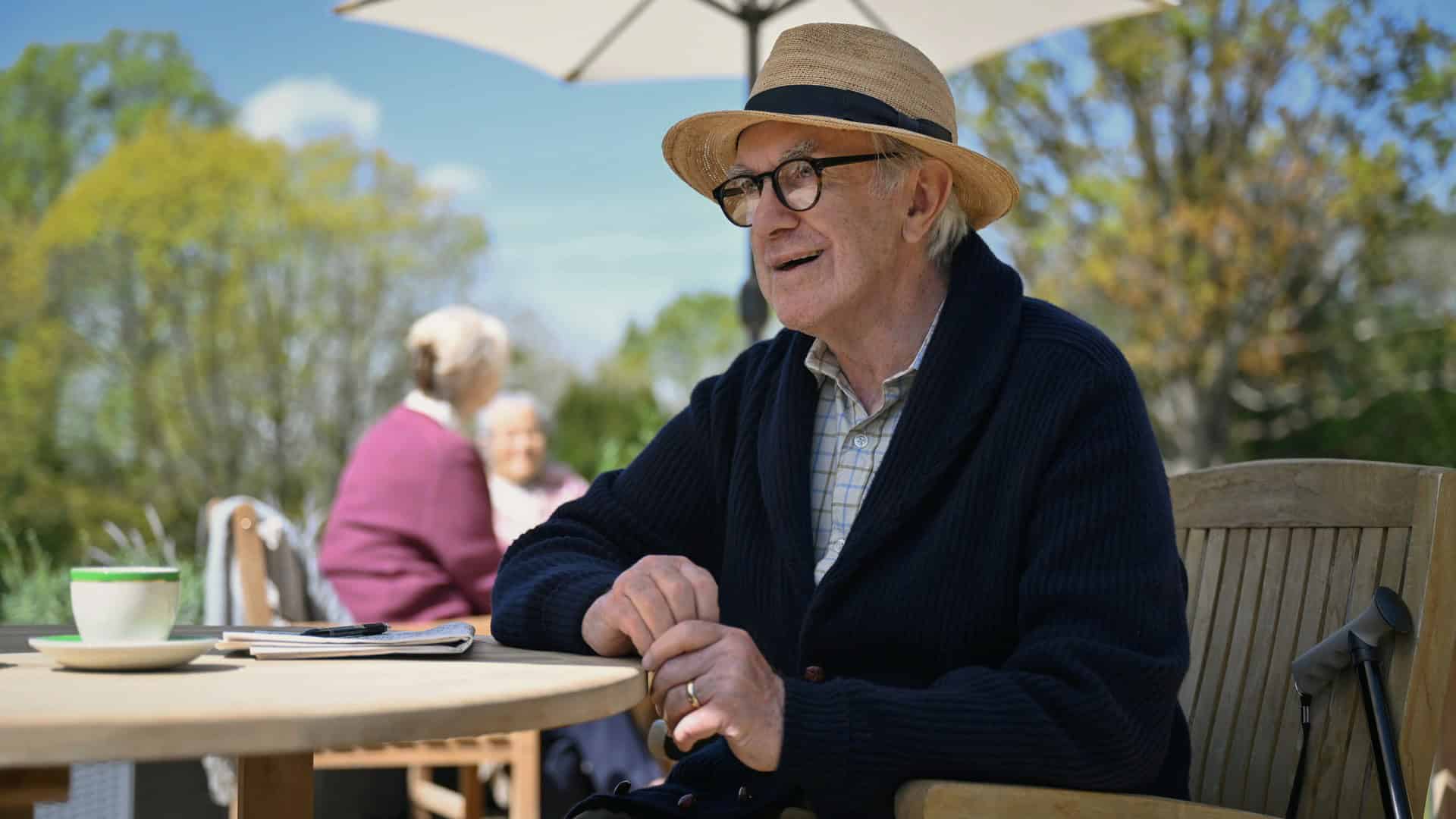 Jonathan Pryce as David Cartwright in Slow Horses