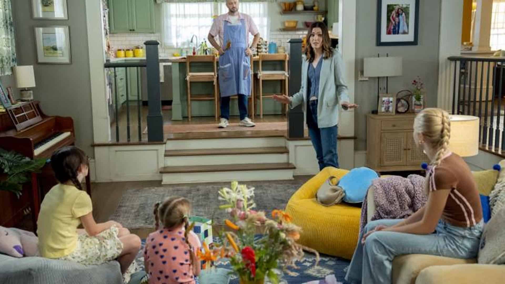 The Breadwinner Cast Guide: Who Mandy Moore and Nate Bargatze Play in Netflix’s New Comedy