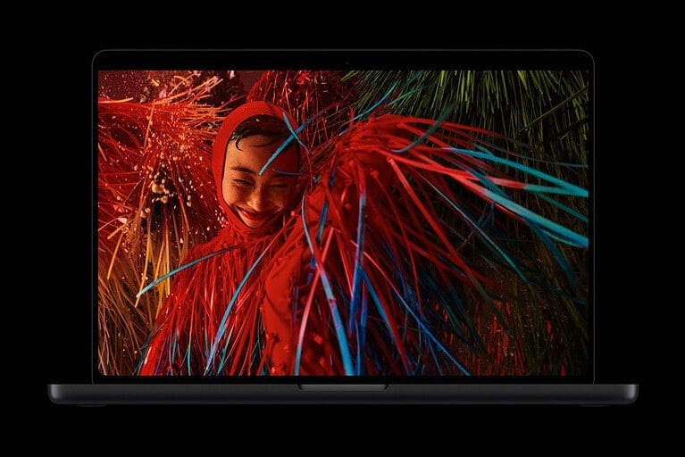PROLED XDR display on the new MacBook Pro: 2000 nits SDR, Adobe RGB and ...