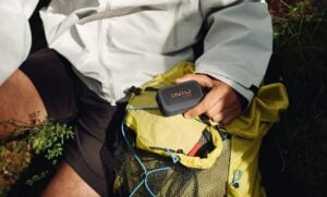 INIU Outdoor Rugged 10000 Review: Portable Charging with IP67 for Outdoor Adventures
