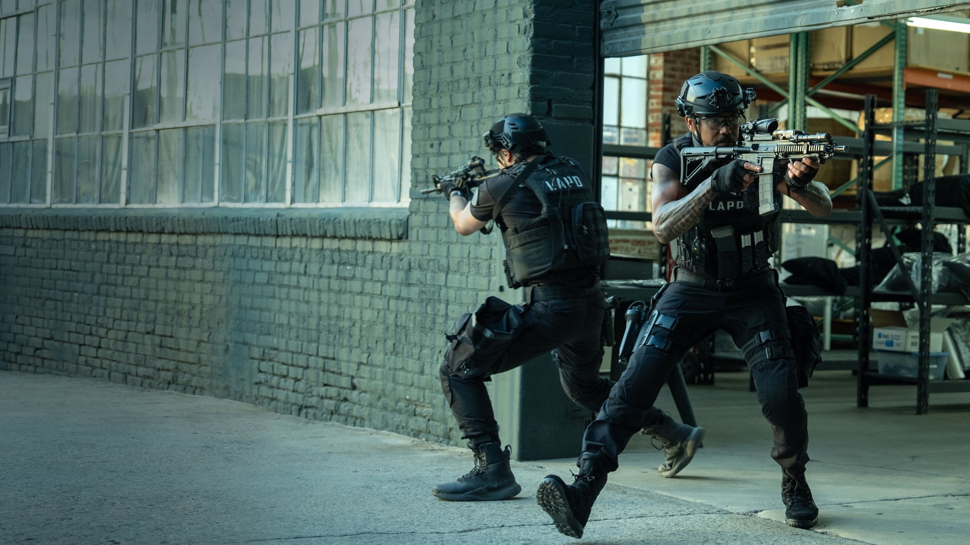 S.W.A.T. officers advance during S.W.A.T.: Exiles Episode 2